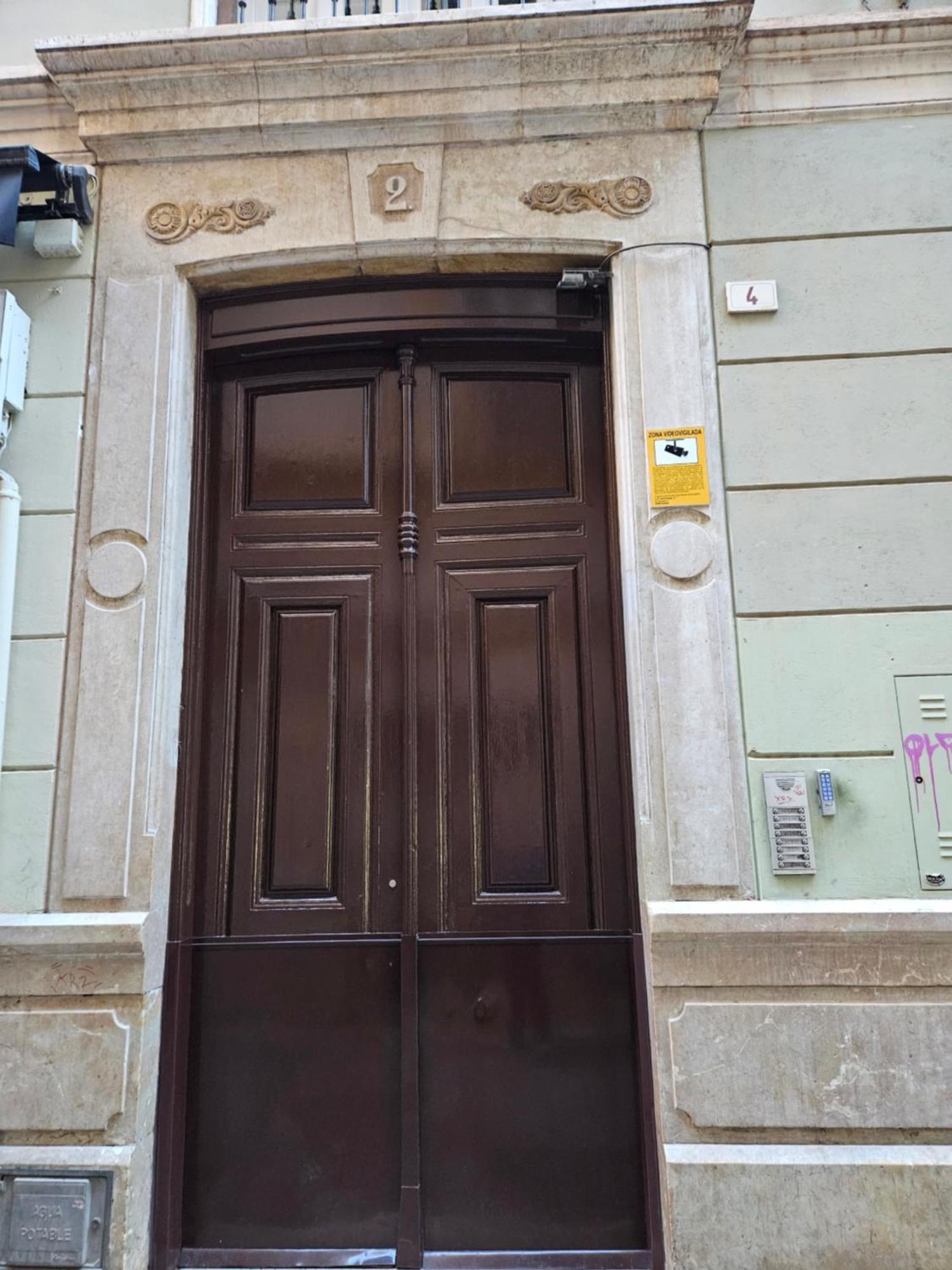 Stay Home & Away In The Heart Of Historical Town Of Малага Екстериор снимка
