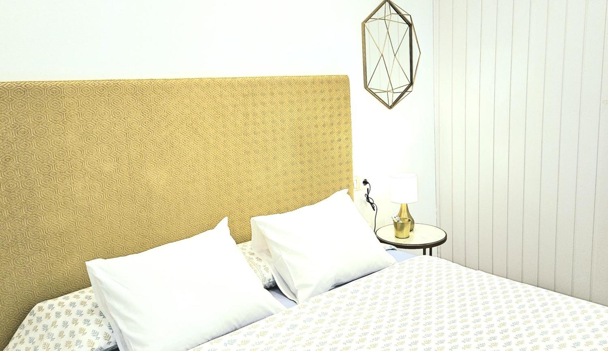 Stay Home & Away In The Heart Of Historical Town Of Малага Екстериор снимка
