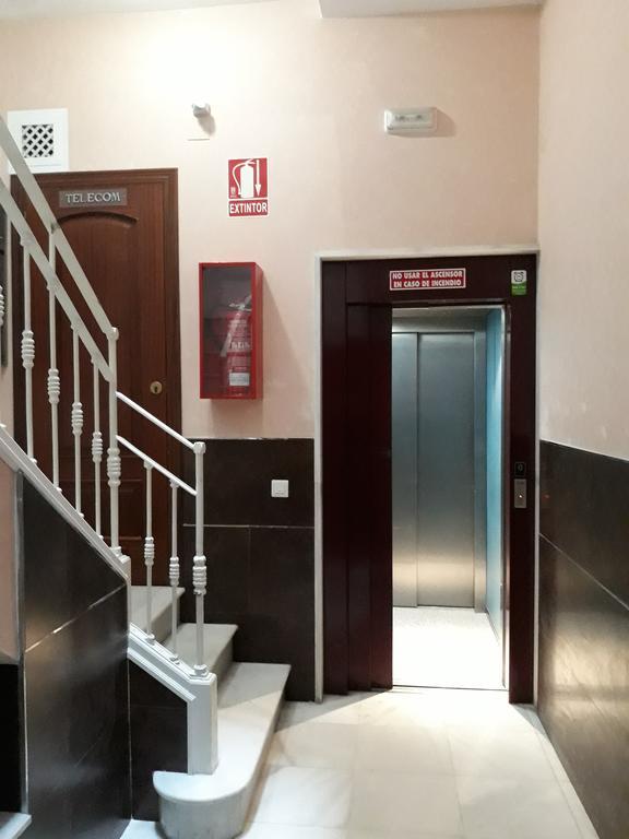 Stay Home & Away In The Heart Of Historical Town Of Малага Екстериор снимка